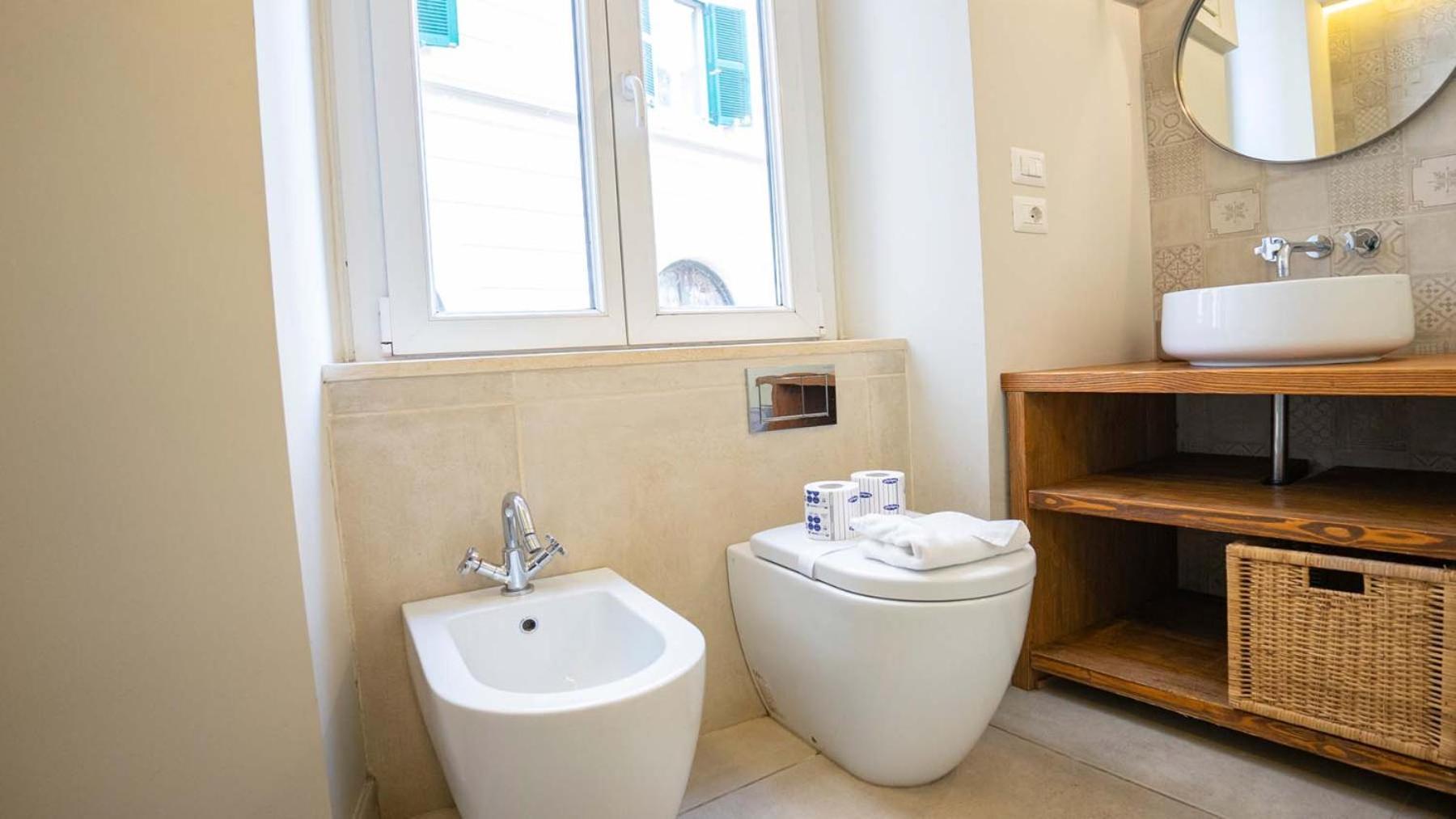 Cozy Nest With Terrace In Trastevere Rome Exterior photo